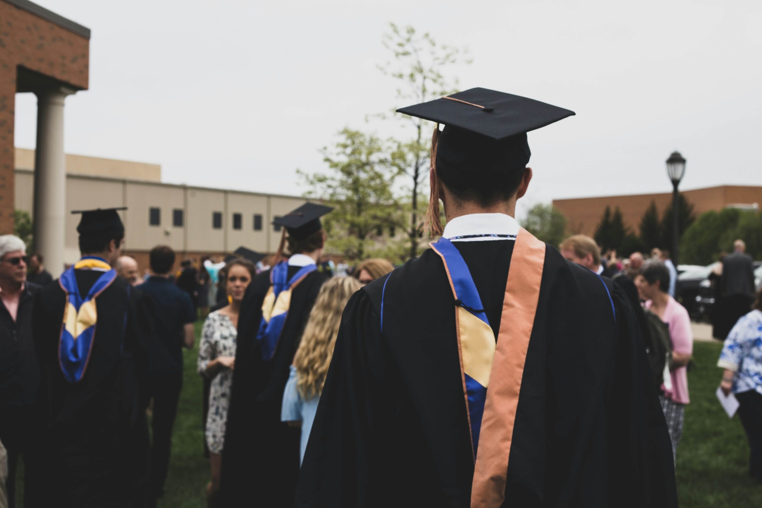 A Guide to Earning Your Degree Without Racking Up Debt